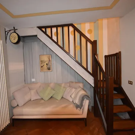 In Village Of Viggiona, Maggiore Apartment
