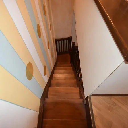 In Village Of Viggiona, Maggiore Apartment *