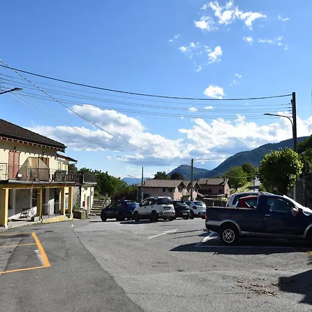 In Village Of Viggiona, Maggiore Apartment Trarego
