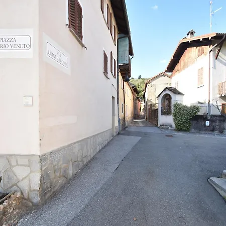In Village Of Viggiona, Maggiore Apartment